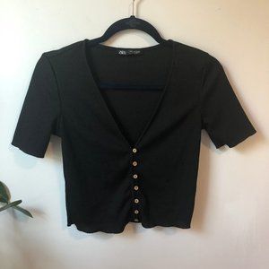 NWOT Zara Ribbed Button Front Crop Top